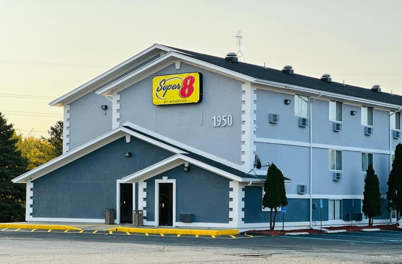 Super 8 By Wyndham Benton Harbor St Joseph Hotel ภายนอก รูปภาพ