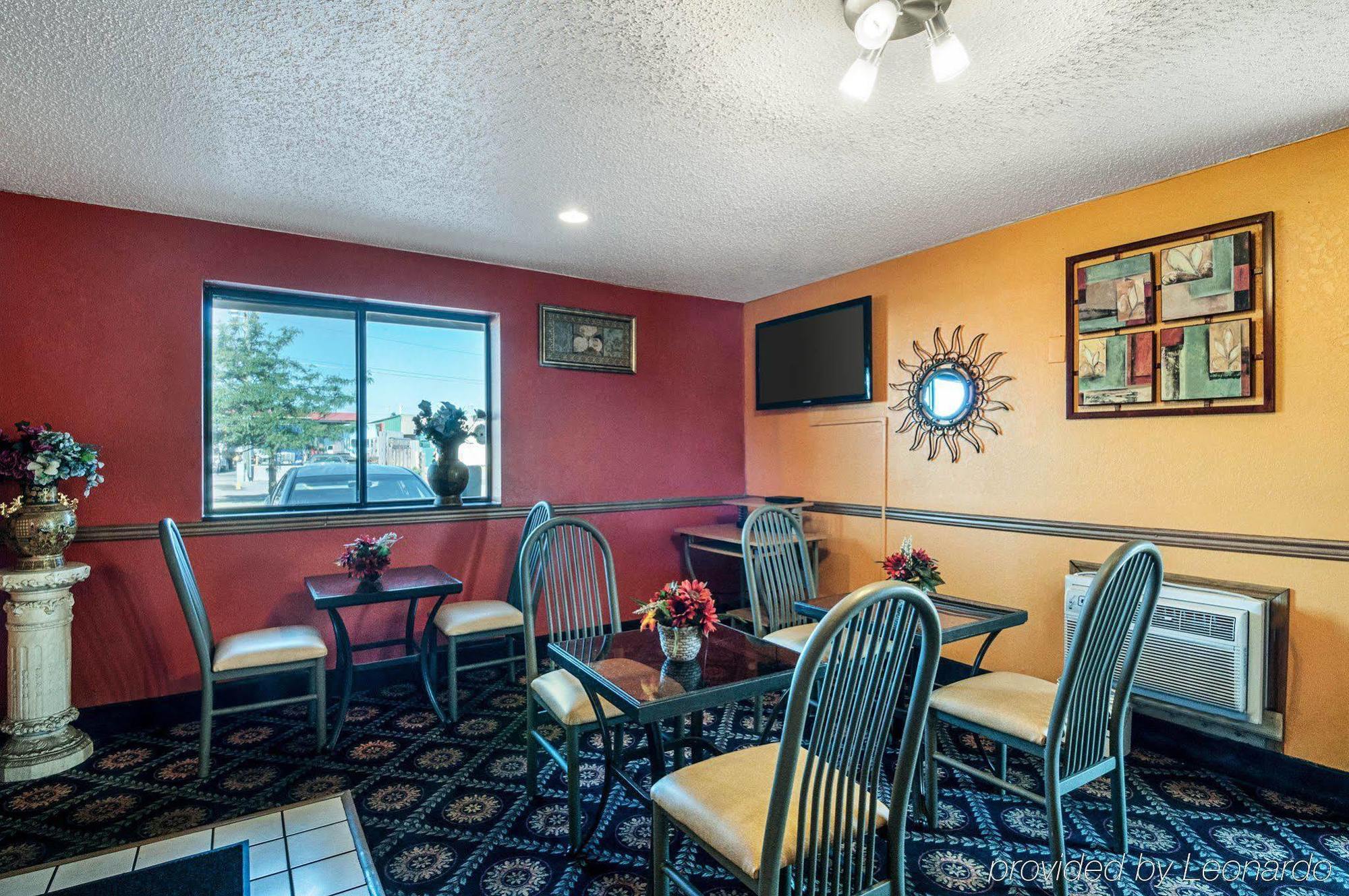Super 8 By Wyndham Benton Harbor St Joseph Hotel ภายนอก รูปภาพ